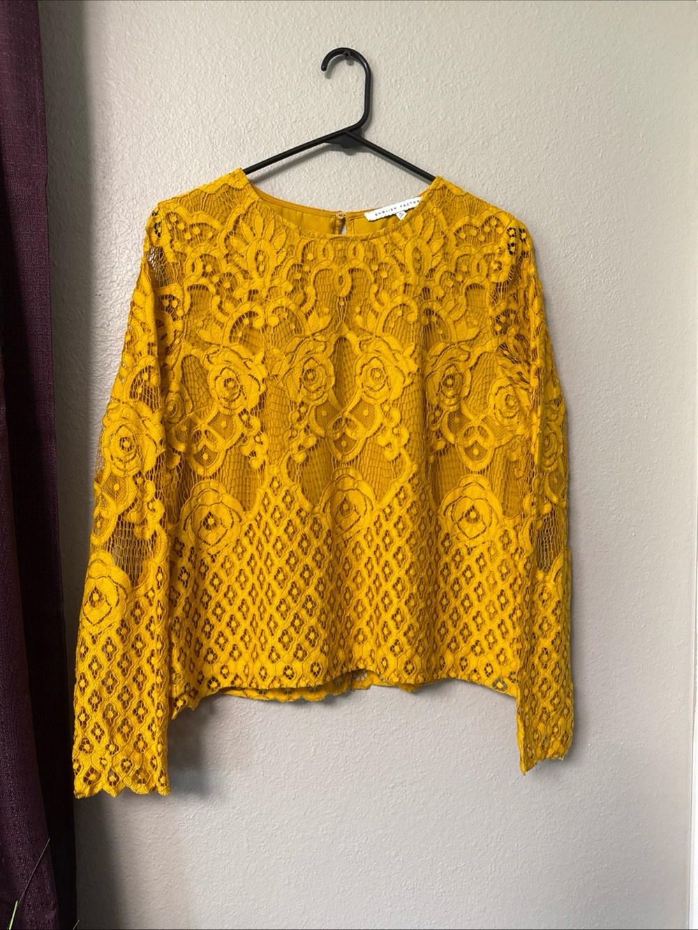 #792 English Factory Dark Yellow Lace Overlay Top Size Medium